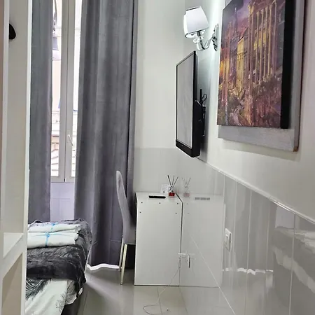 Hostal Termini Palace