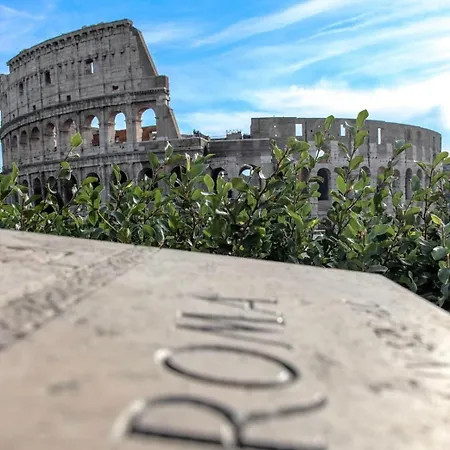 אכסניה Termini Palace *